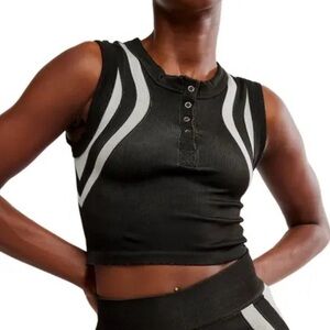 FREE PEOPLE MOVEMENT FREE KICK MUSCLE TANK BLACK COMBO XS / S